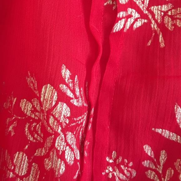 Abercromie & Fitch Top - Picture 2 of 3